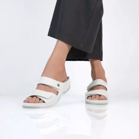 BATZ FC06 fehér női bőr papucs 36-41