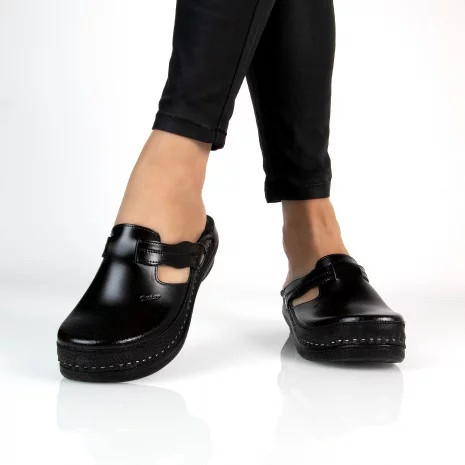 BATZ FLOWER FEKETE NŐI BŐR KLUMPA 36-41