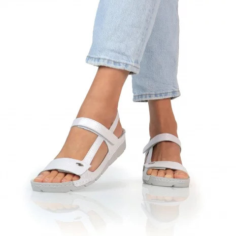 BATZ MIRI Pearl White NŐI BŐR SZANDÁL 38, 39, 40