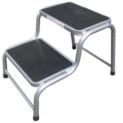   Műtőzsámoly / fellépő kétlépcsős festett lekerekített