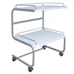 Műszerkocsi korláttal