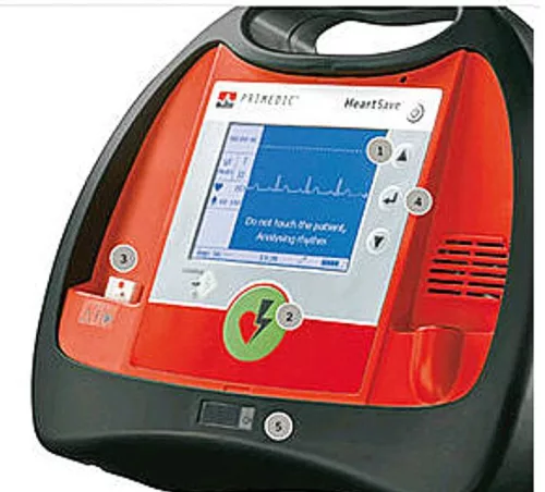 Defibrillátor HeartSave AEDM félautomata