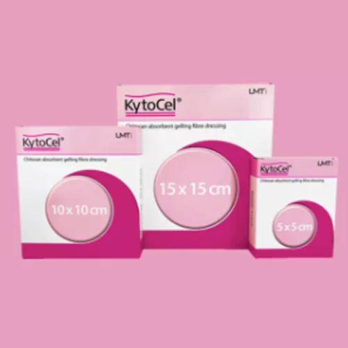 KYTOCEL 10 X 10  cm szívóöblítő hatású hidroaktív kötszer antiszeptikummal