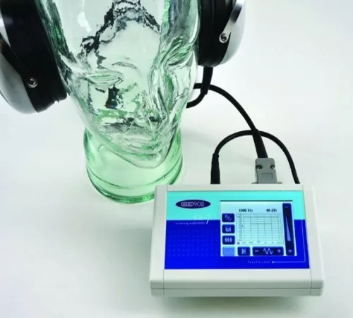 Szűrőaudiométer SA7 színes, LCD, érintőképernyővel + szoftware