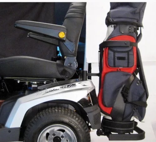 Mozgássérül elektromo kocsihoz golf felszerelés tartó
