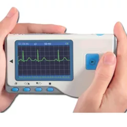Kézi EKG monitor színes kijelzővel CARDIOB + szoftver