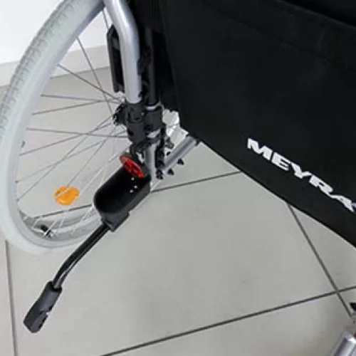 EUROCHAIR 2.750 MEYRA alumínium kerekesszék 130kgig - Méret 43 cm