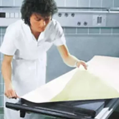 Hartmann ValaProtect basic egyszer használatos lepedő 80x175 cm  100db
