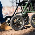 DRIVE TORRO ACTIVO kültéri rollátor 150 kgig - Méret kapri kék/tömör kerékkel