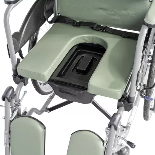 MOS  Kerekesszék dönthető  szoba wc 120 kgig/46cm beül