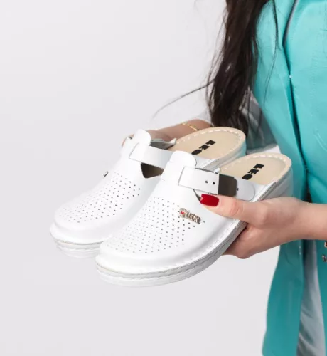 LEON Comfort női bőr klumpa V260