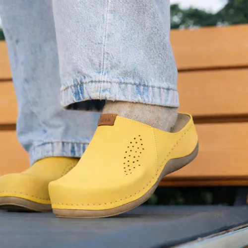 LEON Comfort női bőr klumpa 930
