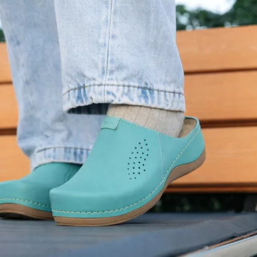 LEON Comfort női bőr klumpa 930