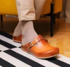LEON Comfort férfi bőr klumpa 707