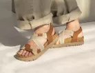 LEON Comfort női bőr szandál 6301