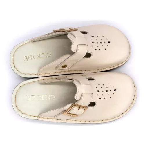 LEON Comfort női bőr klumpa 302