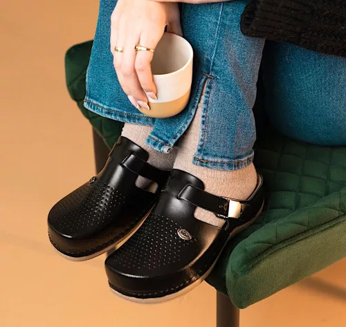 LEON Comfort női bőr klumpa 900