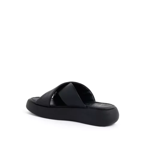 SCHOLL BOCA CROSS 24 PAPUCS fekete Memory Cushion technológiával 35-41