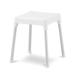 FALRA SZERELHETO ZUHANYZOSZEK