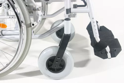 B-4200/M önhajtós mechanikus, összecsukható kerekesszék, 41 cm ülésszélesség