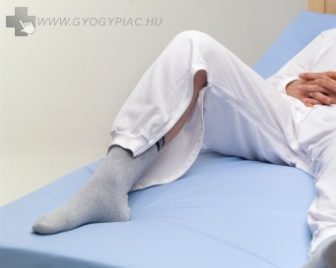 pelenkavédő pizsama