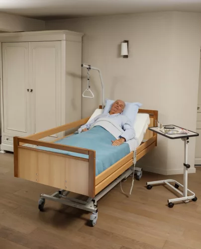Ampli Plus prémium betegágy fa korláttal