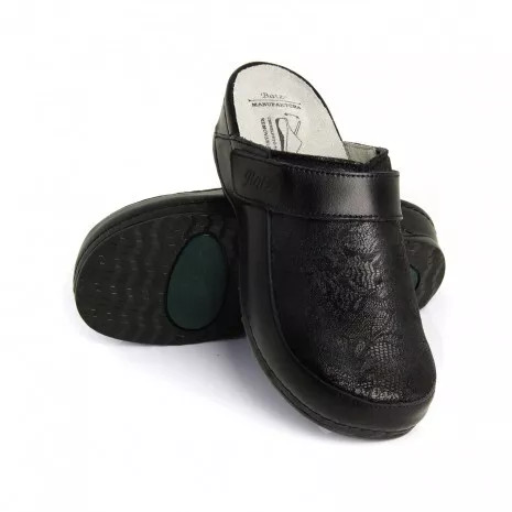 Image of BATZ ELENA FEKETE KLUMPA 36-41